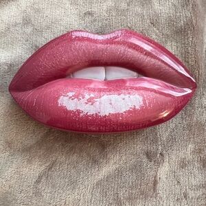 Huda Beauty Lip Kit